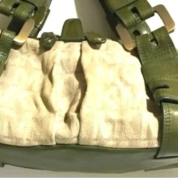 Michael Kors beige canvas/ green leather satchel handbag - Picture 4 of 10